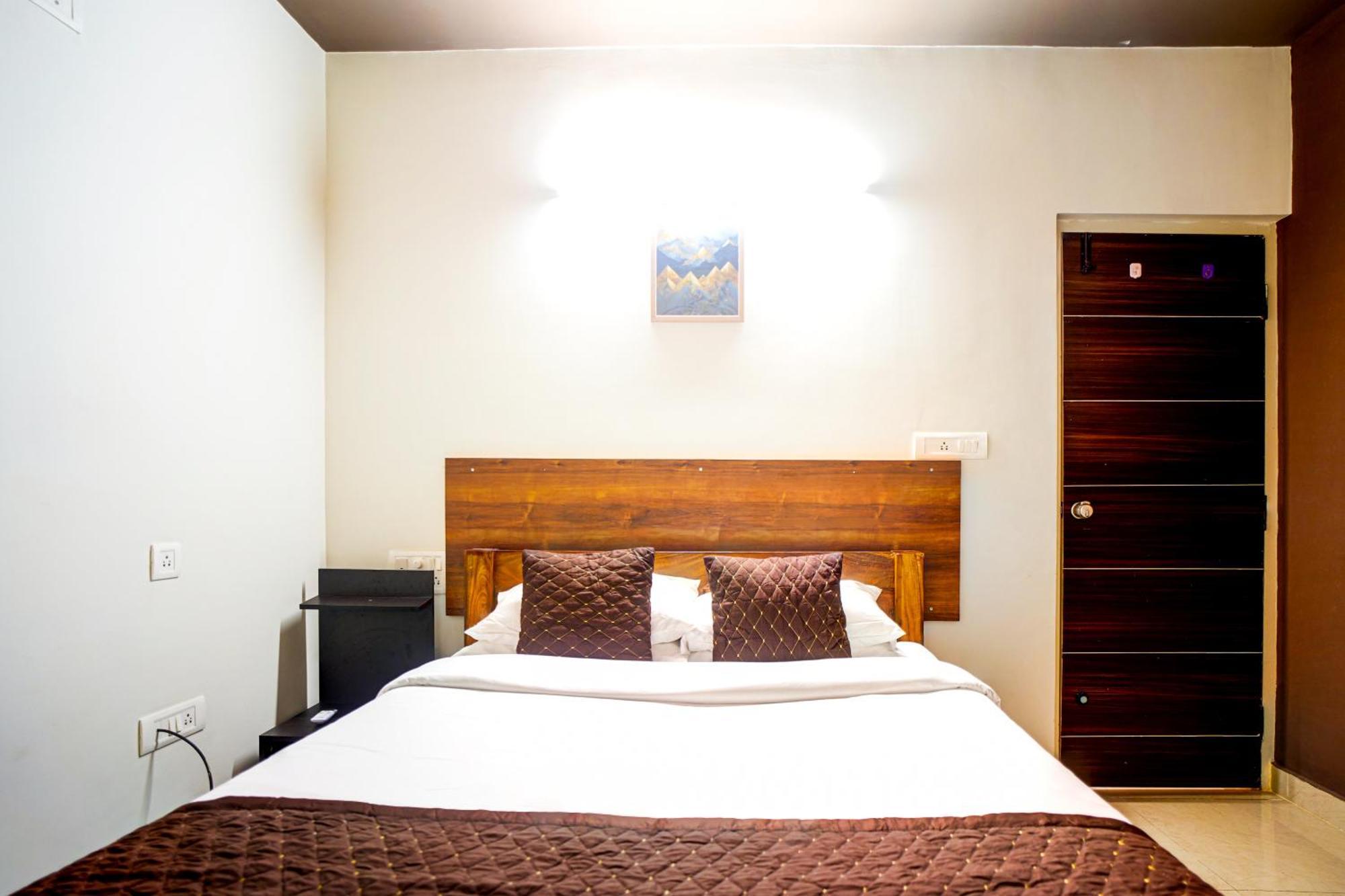 Apartment Elite Enclave - - 2bhk Luxury Serviced *